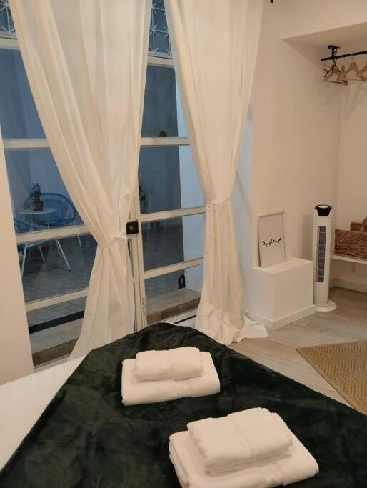 Alfama'S Hidden Terrace Gem Apartment ลิสบอน ภายนอก รูปภาพ